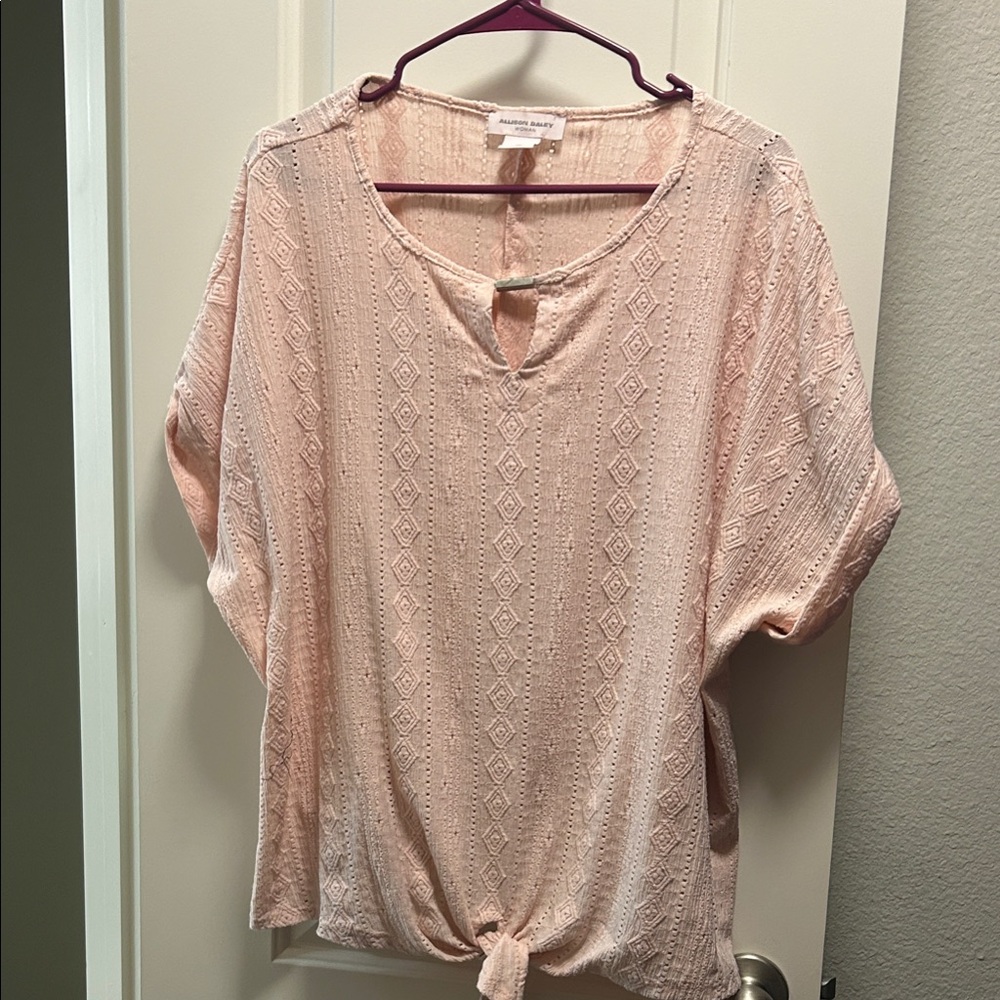 Women's Pink Top